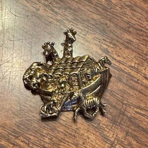 Gold Noah’s ark pin